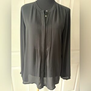 Banana Republic Black Pleated Blouse Large